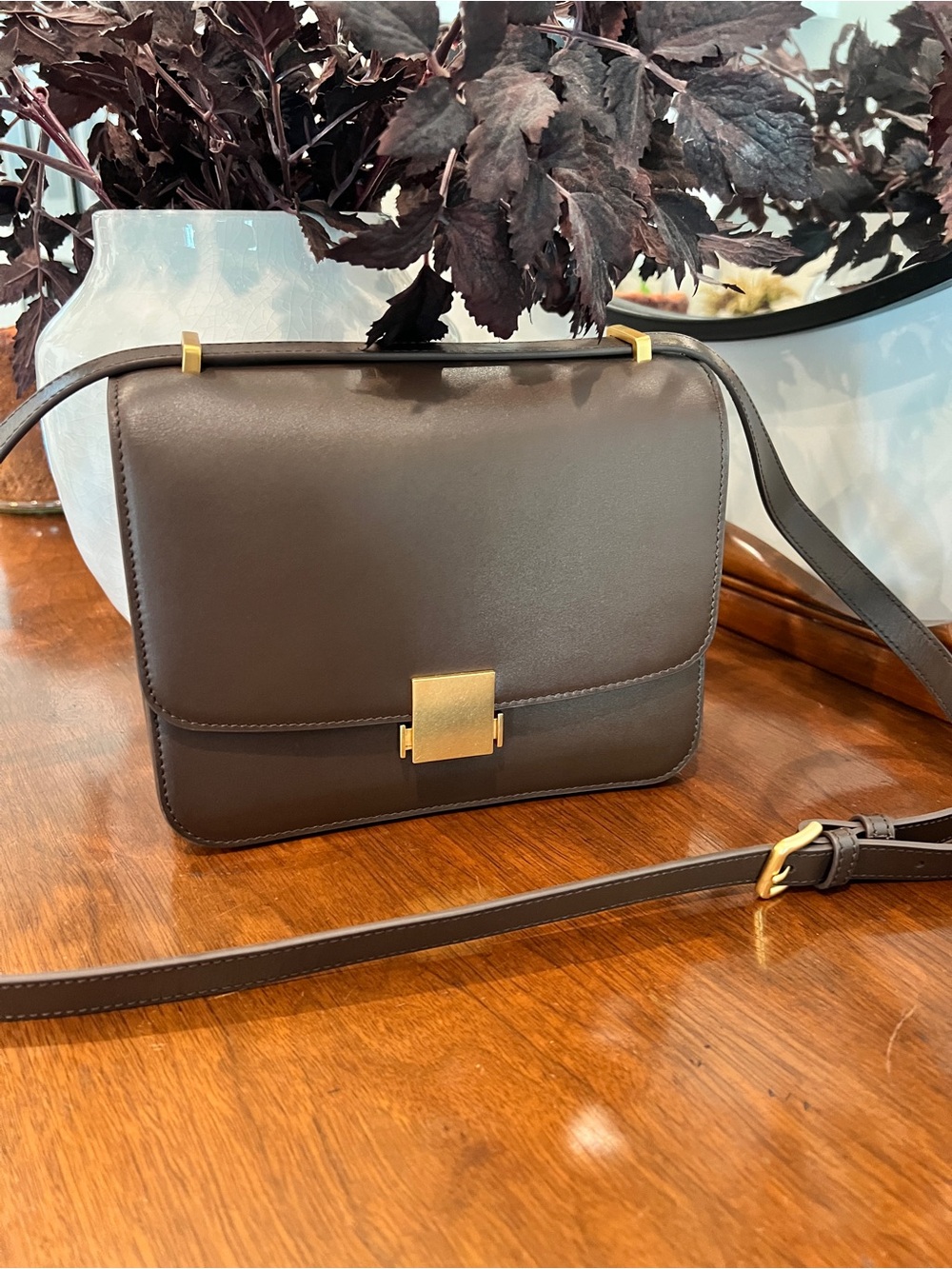 Quince Italian Leather Classic  Women's Crossbody Bag in Dark Brown - Brand